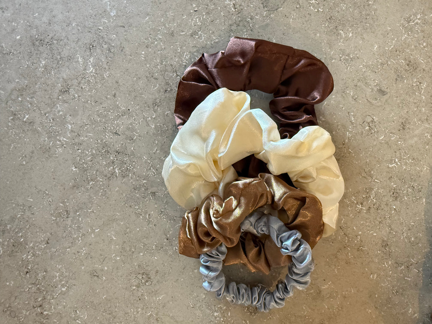 Satinschrunchie bundle silver
