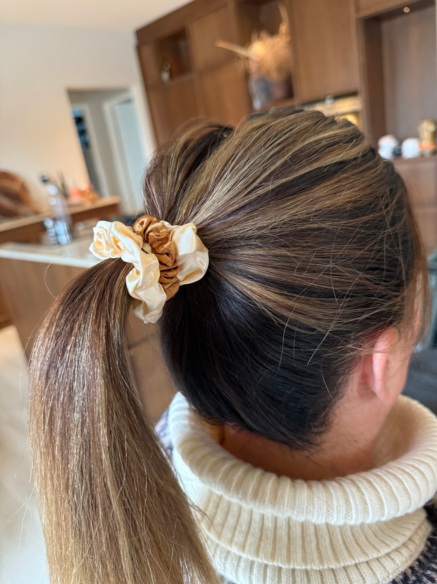 Satinschrunchie bundle whitey