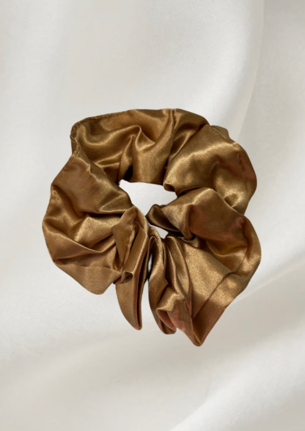 Satin schrunchie latte cream